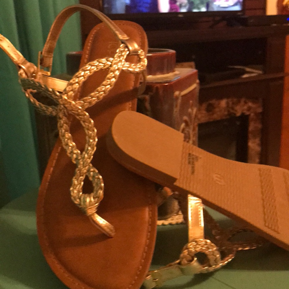 Cute New Gold Summer Sandler’s